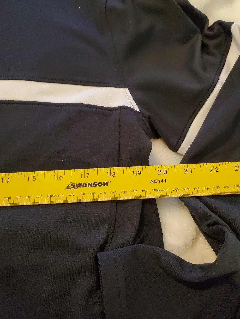 Under Armour Black and White Women's Full-Zip Training Jacket L